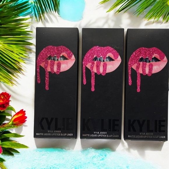 💋HOST PICK💋NIB Kylie Cosmetics Birthday Baddie Lip Kit - Picture 3 of 6